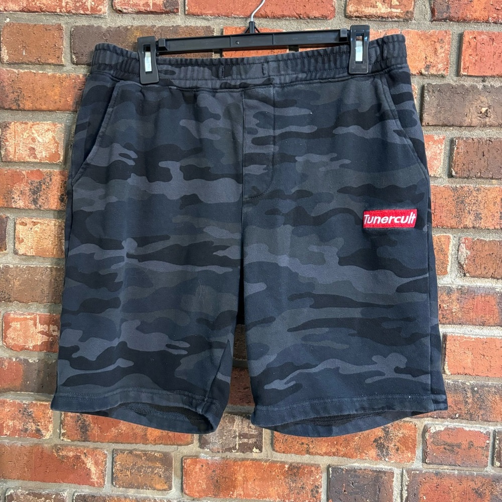 Tunercult mens camo pull on sweatpants shorts black large